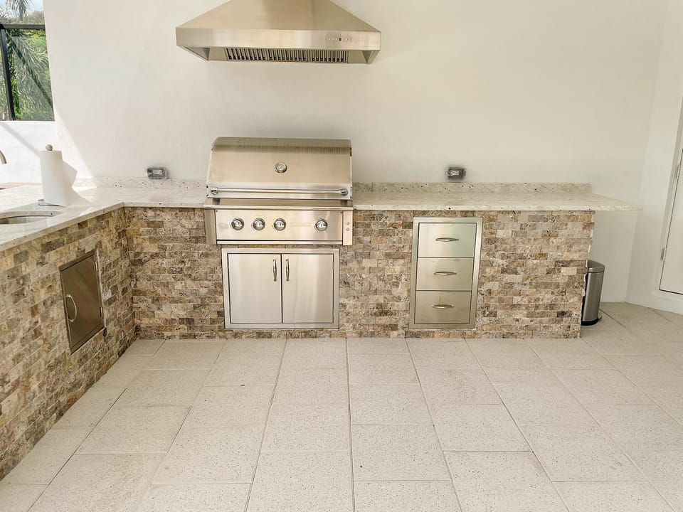 Outdoor Kitchens project photo 7