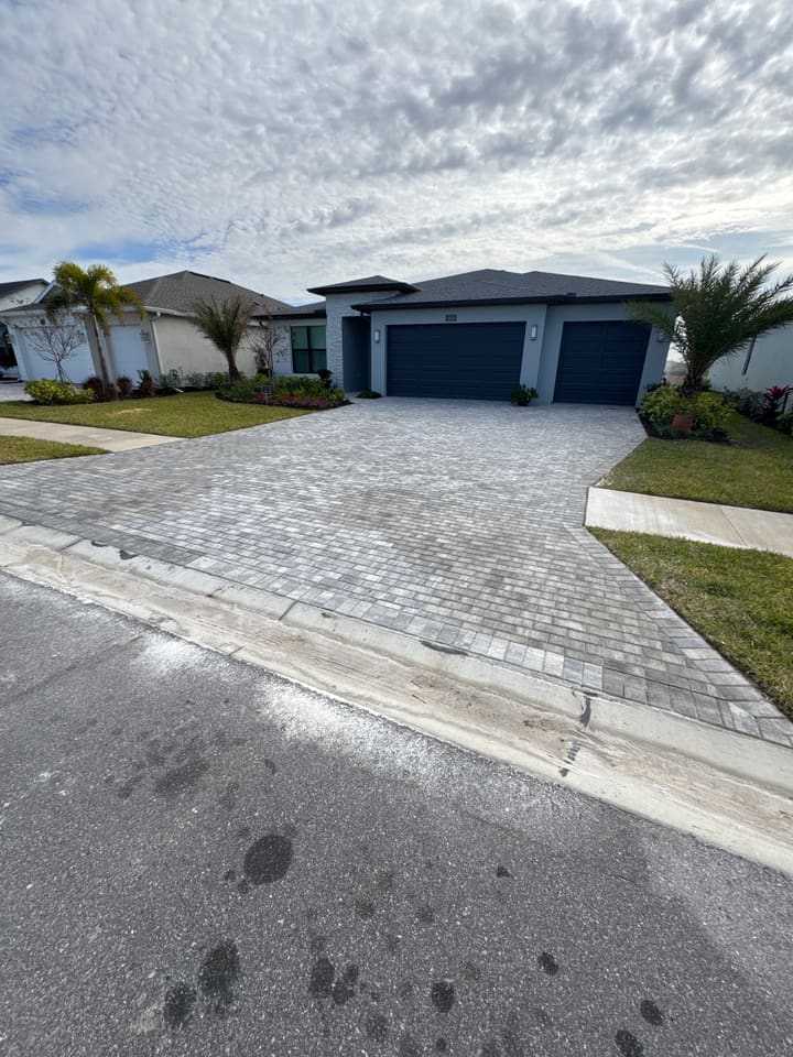 Pavers & Hardscape project photo 8