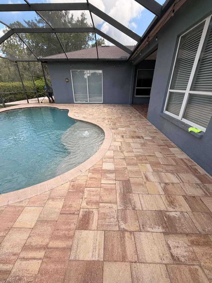 Pool Decks project photo 2