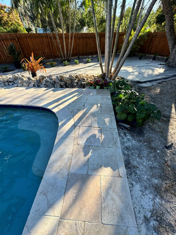 Pool Decks project photo 6