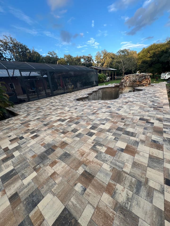 Pool Decks project photo 9