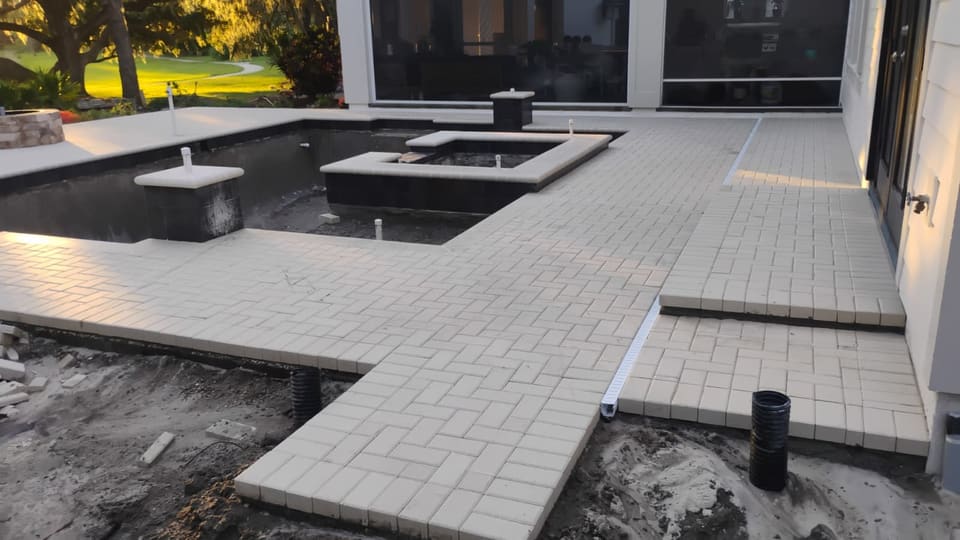 Pool Decks project photo 13